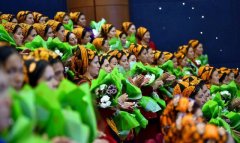 В Туркменистане прошли торжества 8 марта с участием работников нефтегазовой сферы