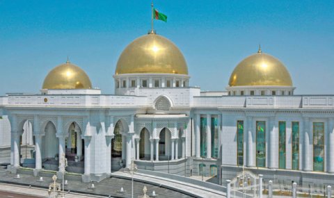 Новые этрапские суды начали работу в четырех велаятах Туркменистана