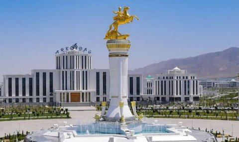 Национальный Лидер туркменского народа посетил город Аркадаг с рабочим визитом