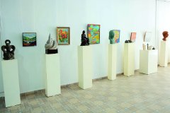 Юбилейная выставка скульптора Абдумухаммета Орамадова открылась в Ашхабаде
