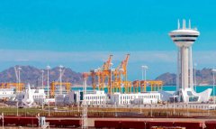 Махачкала готовится запустить транзит грузов через порт Туркменбаши