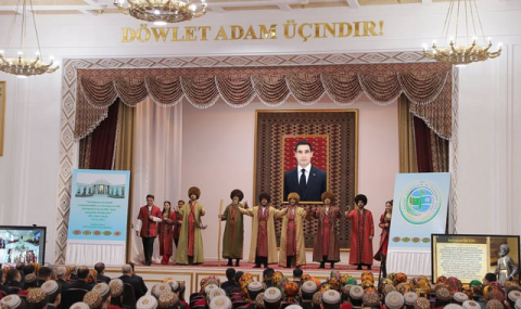 В Ашхабаде прошла конференция в честь 250-летия Сейитназара Сейди