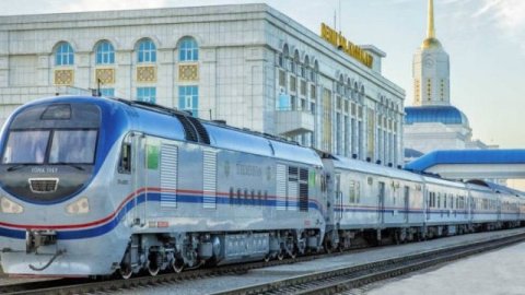 В Туркменистане продолжается модернизация железнодорожного комплекса