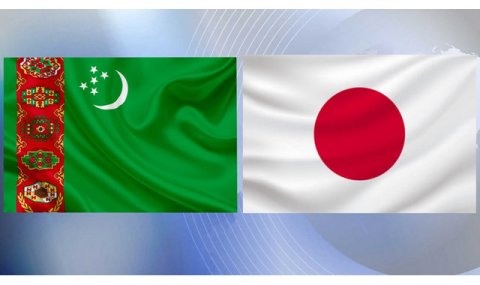 Президент Туркменистана провел переговоры с премьер-министром Японии