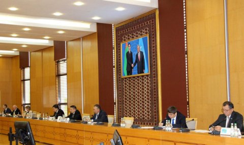 В МИД Туркменистана началось 11-ое заседание РГВУ по вопросам Каспийского моря
