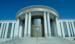 Посольство КНР передало туркменскому ВУЗу 190 учебников