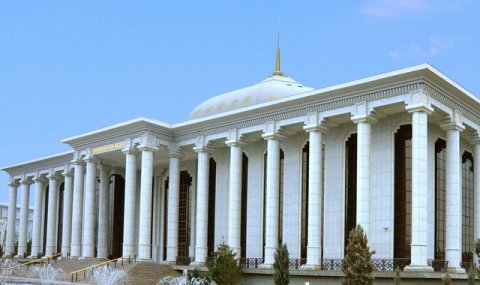 В Меджлисе Туркменистана подвели итоги работ за январь текущего года