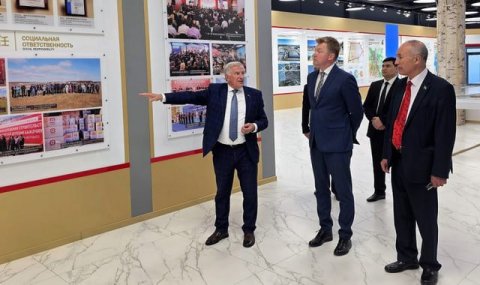 Посол Туркменистана посетил индустриальный парк под Минском