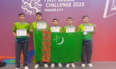 Туркменская команда стала победителем международного конкурса роботов