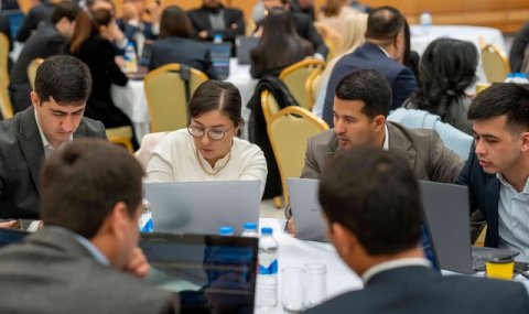 На бирже Туркменистана заключены сделки на сумму свыше 1,9 млн. долларов