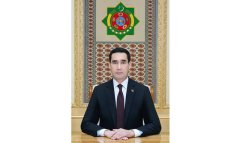 Президент Туркменистана принял верительные грамоты у посла Катара