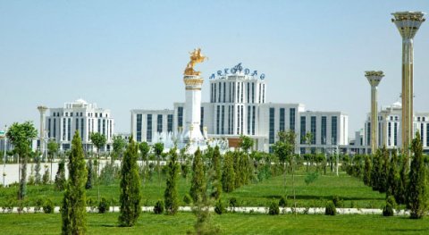 Город Аркадаг демонстрирует современный архитектурный прогресс Туркменистана