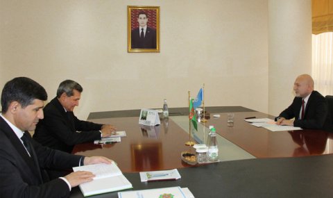 В Ашхабаде обсудили приоритеты Туркменистана на 80-й сессии ООН