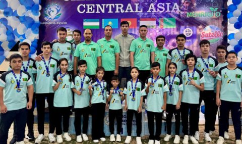 Каратисты из Туркменистана завоевали 16 медалей на чемпионате ЦА в Самарканде
