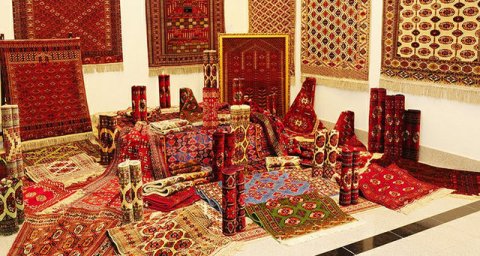 В Туркменистане готовятся к Празднику туркменского ковра