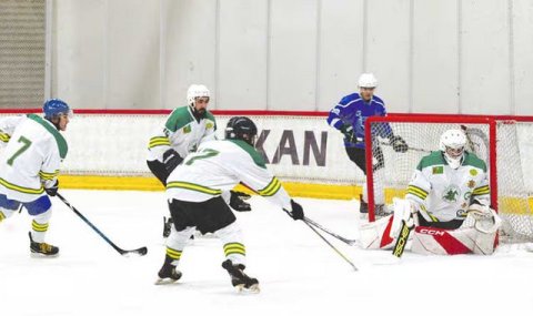В Ашхабаде стартовал 11-й чемпионат Туркменистана по хоккею