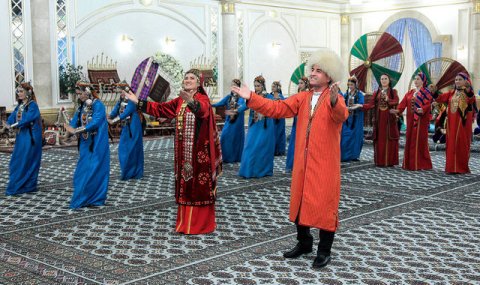 Балканский велаят отмечает год крылатых скакунов