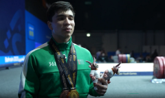 Туркменский тяжелоатлет обновил рекорд на Азиатских юношеских играх в Бахрейне