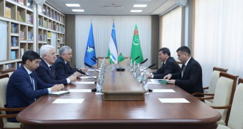 Посол Туркменистана обсудил сотрудничество с вузом в Ташкенте