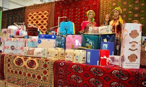 Туркменистан предлагает Германии совместный вывод текстиля на европейский рынок