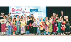 Детская инклюзивная студия Ашхабада устроила зимние спектакли