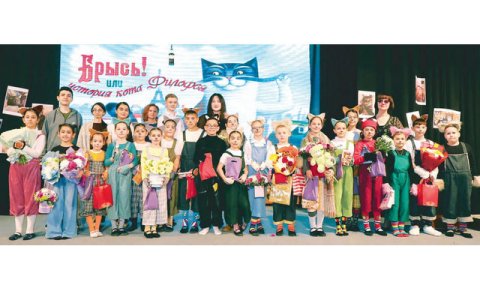 Детская инклюзивная студия Ашхабада устроила зимние спектакли