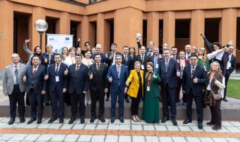 Делегация Туркменистана участвует в программе ЕС по развитию навыков молодежи