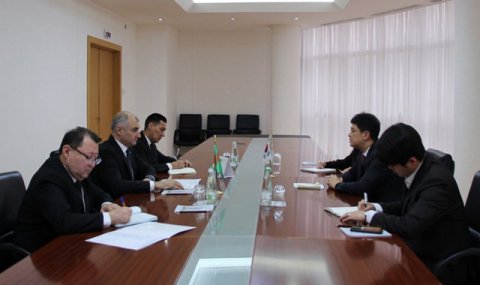 Состоялась встреча заместителей глав МИД Туркменистана и Республики Корея