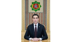 Президент Туркменистана поздравил Румынию с Национальным днем