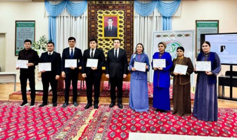 В Ашхабаде подвели итоги олимпиады по цифровой экономике