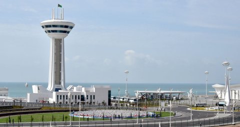 Международный порт Туркменбаши внедряет зеленые технологии