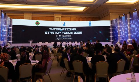 В Ашхабаде проходит форум стартапов в рамках конференции Turkmentel-2025