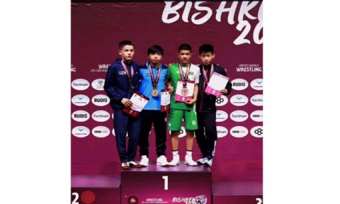Туркменские борцы завоевали бронзу на юношеском первенстве Азии