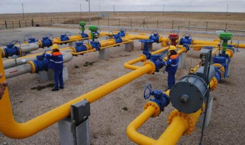 Туркменские нефтяники развивают топливно-энергетическую отрасль страны