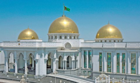 В Туркменистане присвоили почетное звание специалистам по собаководству