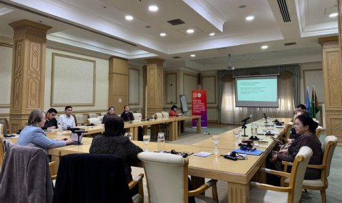 ЮНФПА провела в Туркменистане консультации по вопросам гендерного равенства