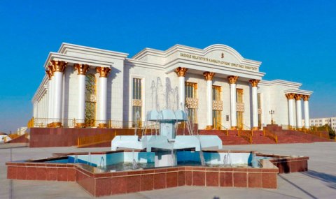 Театр Дашогузского велаята Туркменистана готовит премьеру «Seýis»