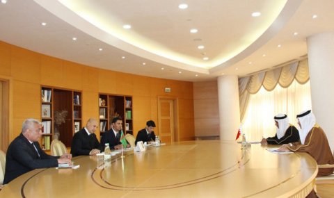 Замглавы МИД Туркменистана провел встречу с новым послом Бахрейна