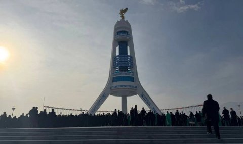 В столице Туркменистана открыт Монумент «30 лет Нейтралитета»