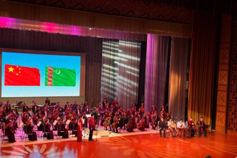 Ашхабад отметил китайский Новый год музыкой и танцами