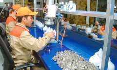 В Туркменистане создают современные лампы под брендом «Çyrag»