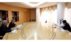 Глава МИД Туркменистана принял копии верительных грамот у посла Катара