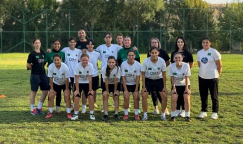 Новый этап развития женского футбола в Туркменистане с клубом «Кервен»