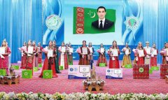 Туркменистан отмечает Международный женский день праздничными событиями