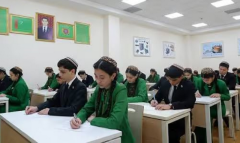 В Ахалском велаяте открыли школу и детский сад