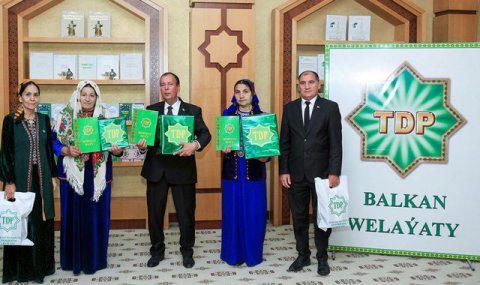 В Балканском велаяте Туркменистана провели творческий конкурс