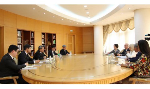 Глава МИД Туркменистана встретился со Спецпредставителем Финляндии при ОБСЕ