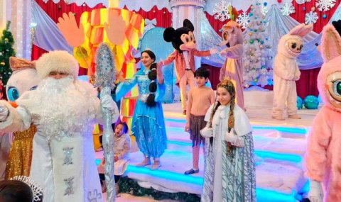 В Туркменистане проходят предновогодние мероприятия