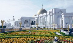 Главы зарубежных стран направили поздравления Туркменистану