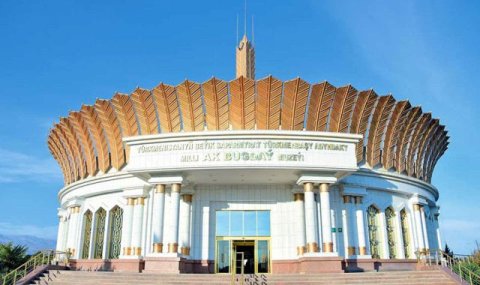 В Анау прошла встреча молодых поэтов Ахалского велаята